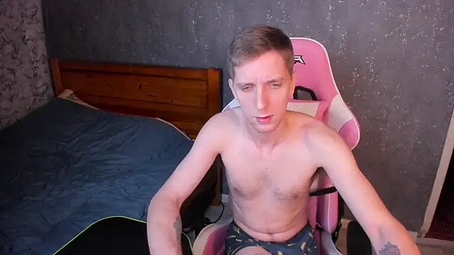 DavidAndSophie online show from 01/11/25, 02:25