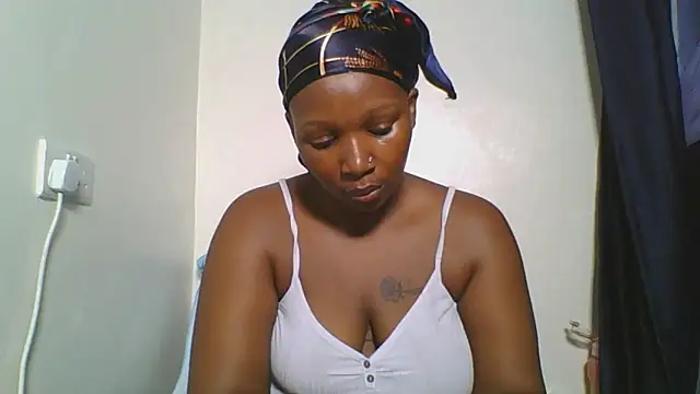 CuteJ online show from 05/11/26, 11:49