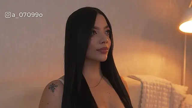 sarah hiill online show from 02/20/26, 12:07