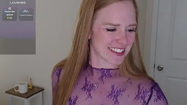 CharlotteDoe online show from 10/05/25, 01:42