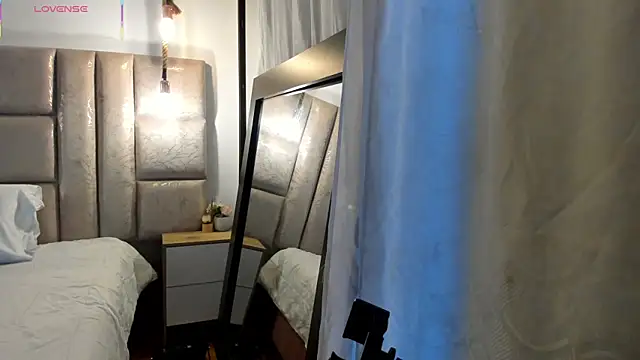 CeliWoods online show from 05/20/26, 11:05