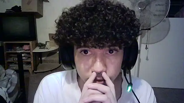 Emv2 online show from 04/13/26, 03:45