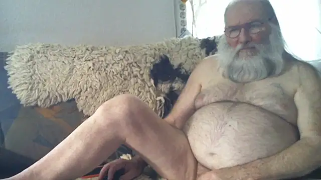 SexySantaC online show from 10/28/25, 07:23