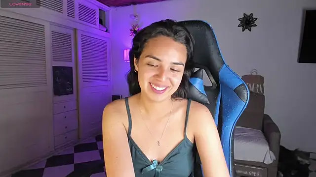 Miss Nicole online show from 01/16/25, 02:09