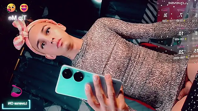 CharlotteBigCock online show from 09/26/25, 02:21