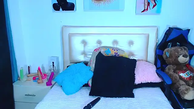 Snapshot of Jenng18 chatting on 01/06/25, 02:48 Jenng18 online show from 01/06/25, 02:48