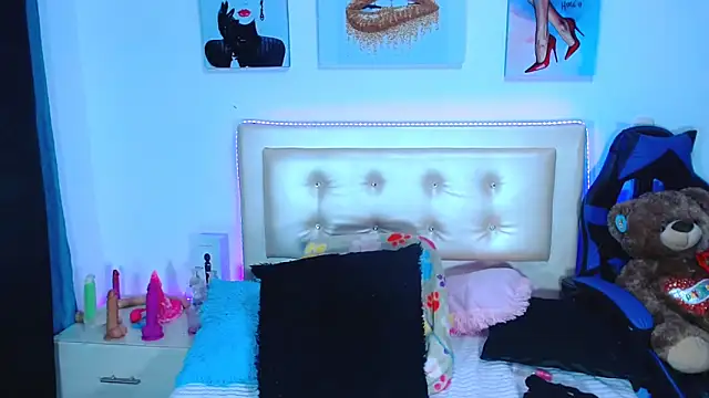 Snapshot of Jenng18 chatting on 01/06/25, 12:57 Jenng18 online show from 01/06/25, 12:57