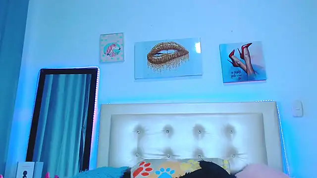 Snapshot of Jenng18 chatting on 02/21/25, 12:39 Jenng18 online show from 02/21/25, 12:39