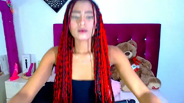 Snapshot of Jenng18 chatting on 09/29/25, 10:58 Jenng18 online show from 09/29/25, 10:58