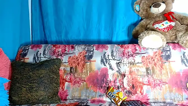 Snapshot of Jenng18 chatting on 11/13/25, 10:47 Jenng18 online show from 11/13/25, 10:47