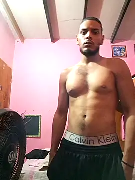 Snapshot of apolodiosgriego chatting on 10/18/25, 04:15 apolodiosgriego online show from 10/18/25, 04:15