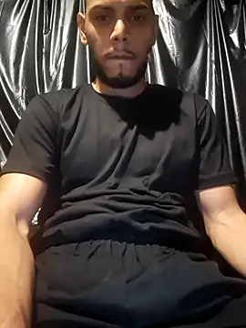 Snapshot of apolodiosgriego chatting on 10/28/25, 12:14 apolodiosgriego online show from 10/28/25, 12:14