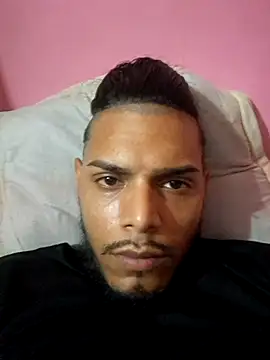 Snapshot of apolodiosgriego chatting on 10/30/25, 12:01 apolodiosgriego online show from 10/30/25, 12:01