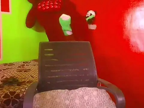 Snapshot of 0stonner chatting on 03/08/25, 08:11 0stonner online show from 03/08/25, 08:11