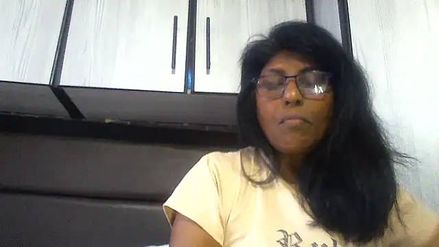 MsAttitude online show from 02/03/25, 08:57