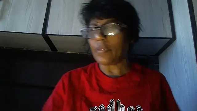 MsAttitude online show from 12/15/25, 06:17