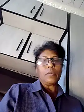 MsAttitude online show from 04/21/26, 08:53