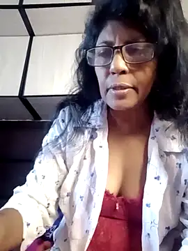 MsAttitude online show from 06/17/26, 07:00