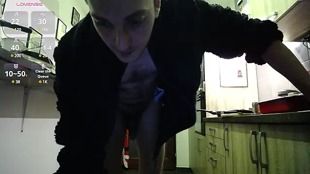 Snapshot of SQUIRRRTER chatting on 03/20/25, 02:08 SQUIRRRTER online show from 03/20/25, 02:08