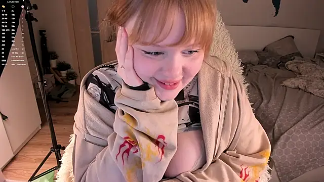 LisaLaas online show from 12/10/24, 04:49