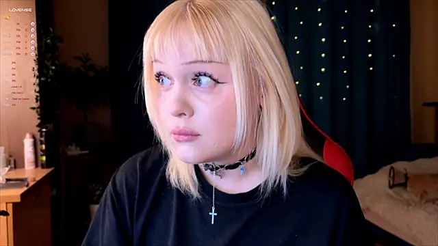 LisaLaas online show from 10/02/25, 04:14