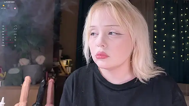 LisaLaas online show from 01/13/26, 01:49