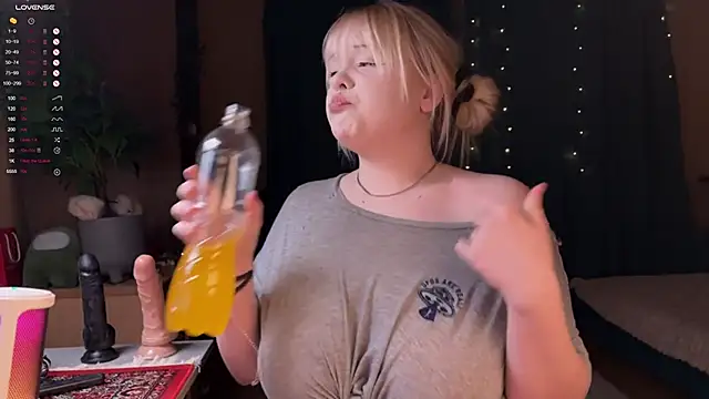 LisaLaas online show from 02/22/26, 09:24