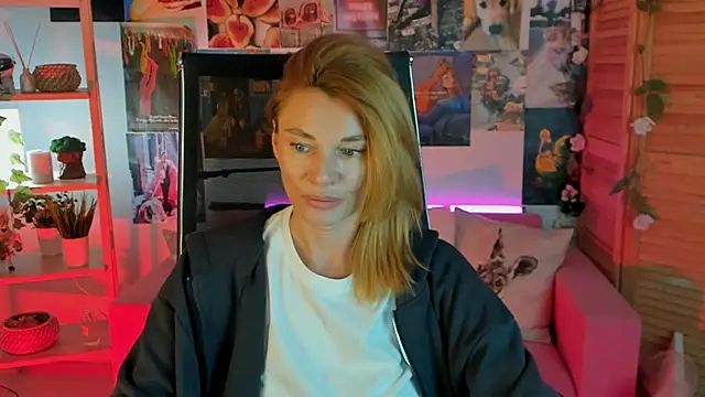 Snapshot of MistyBarnes chatting on 03/15/25, 11:29 MistyBarnes online show from 03/15/25, 11:29