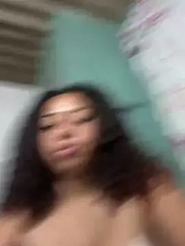 Miley and Vash online show from 12/29/24, 06:27