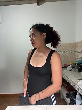 Miley and Vash online show from 01/05/25, 09:14