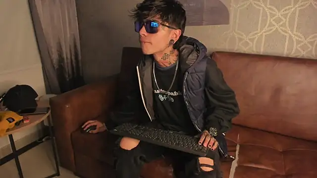 AcidMilo online show from 12/12/24, 05:42