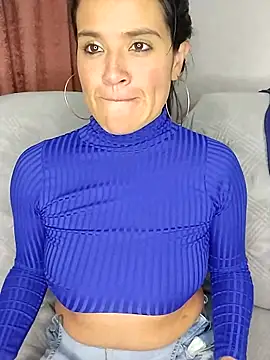 zhayra rose online show from 02/13/25, 03:50