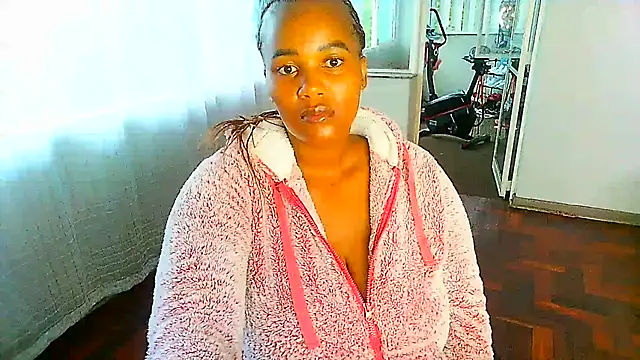 Snapshot of Charlie-Crawford chatting on 02/18/25, 04:15 Charlie-Crawford online show from 02/18/25, 04:15