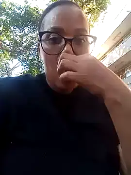 Snapshot of Charlie-Crawford chatting on 11/19/25, 03:01 Charlie-Crawford online show from 11/19/25, 03:01