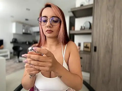 Snapshot of Anny_Moore09 chatting on 02/04/25, 02:32 Anny Moore09 online show from 02/04/25, 02:32