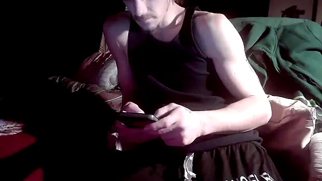 Snapshot of xxxTony999 chatting on 12/24/24, 02:43 xxxTony999 online show from 12/24/24, 02:43