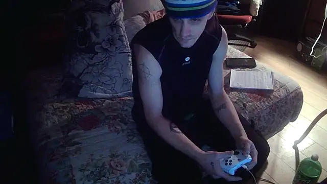 Snapshot of xxxTony999 chatting on 01/10/25, 06:53 xxxTony999 online show from 01/10/25, 06:53