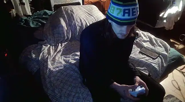 Snapshot of xxxTony999 chatting on 02/07/25, 01:36 xxxTony999 online show from 02/07/25, 01:36