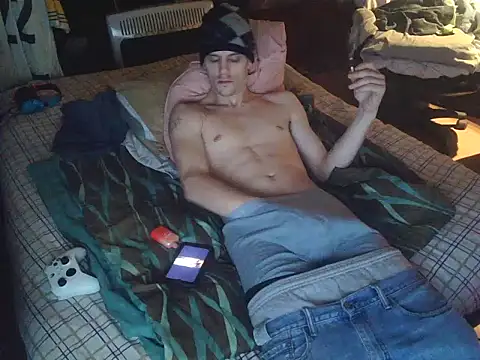 Snapshot of xxxTony999 chatting on 03/02/25, 05:01 xxxTony999 online show from 03/02/25, 05:01