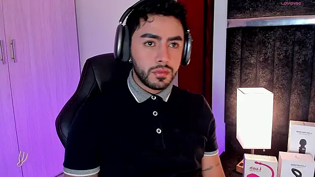 ItsMeEros online show from 02/08/25, 10:51