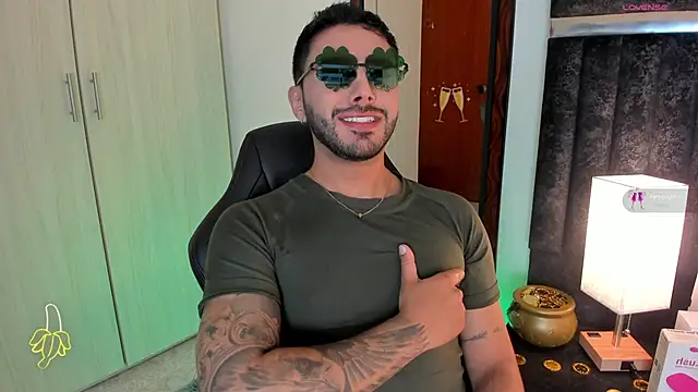 ItsMeEros online show from 03/14/25, 10:27