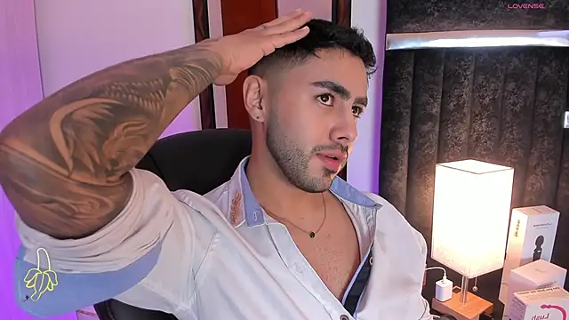 ItsMeEros online show from 03/23/25, 12:04