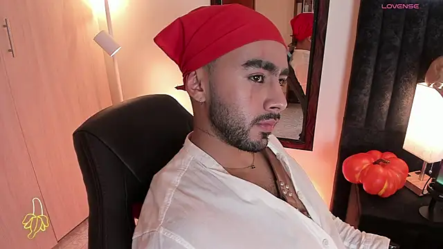 ItsMeEros online show from 10/23/25, 10:52