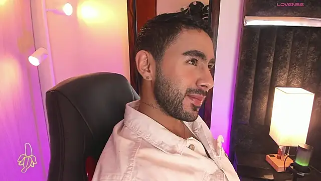 ItsMeEros online show from 11/27/25, 10:45