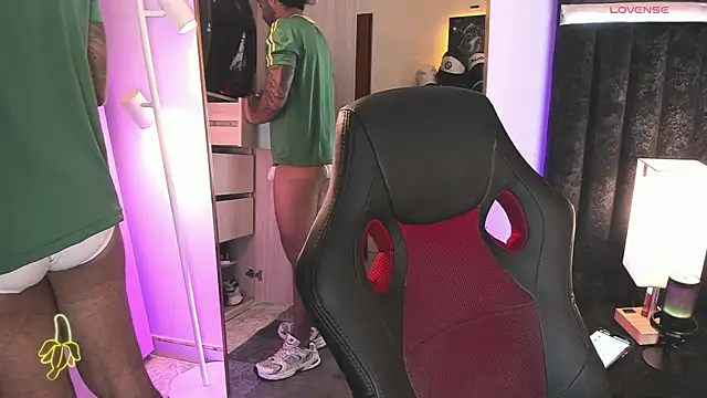 ItsMeEros online show from 04/02/26, 11:13