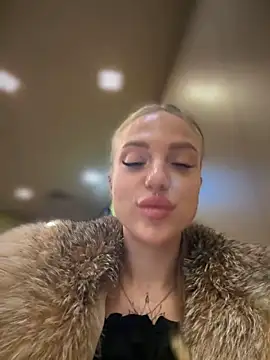 Snapshot of pinkstar_ chatting on 01/26/25, 07:42 pinkstar online show from 01/26/25, 07:42