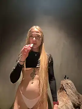 Snapshot of pinkstar_ chatting on 02/02/25, 09:40 pinkstar online show from 02/02/25, 09:40