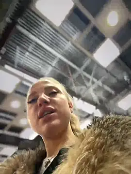 Snapshot of pinkstar_ chatting on 02/25/25, 08:36 pinkstar online show from 02/25/25, 08:36