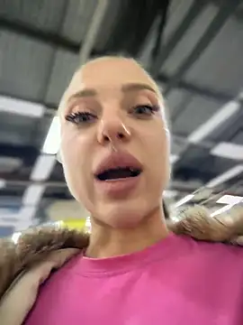 Snapshot of pinkstar_ chatting on 03/02/25, 06:48 pinkstar online show from 03/02/25, 06:48