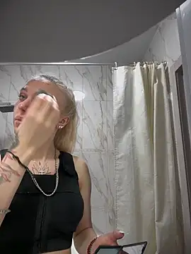 Snapshot of pinkstar_ chatting on 09/26/25, 06:50 pinkstar online show from 09/26/25, 06:50